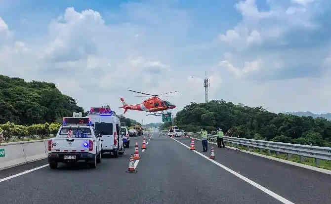 噶尔高速公路汽车救援案例