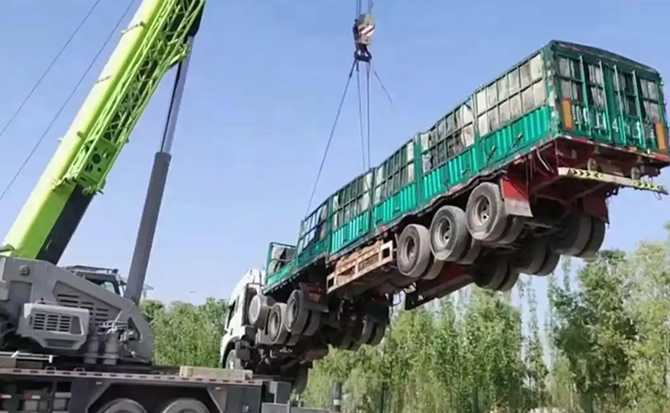 噶尔道路脱困救援案例